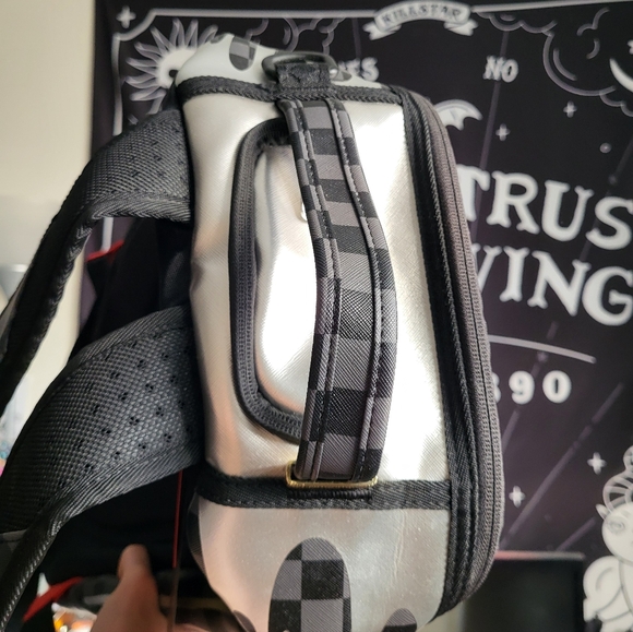 Sprayground backpack gray checkered and silver drip print - Picture 6 of 9